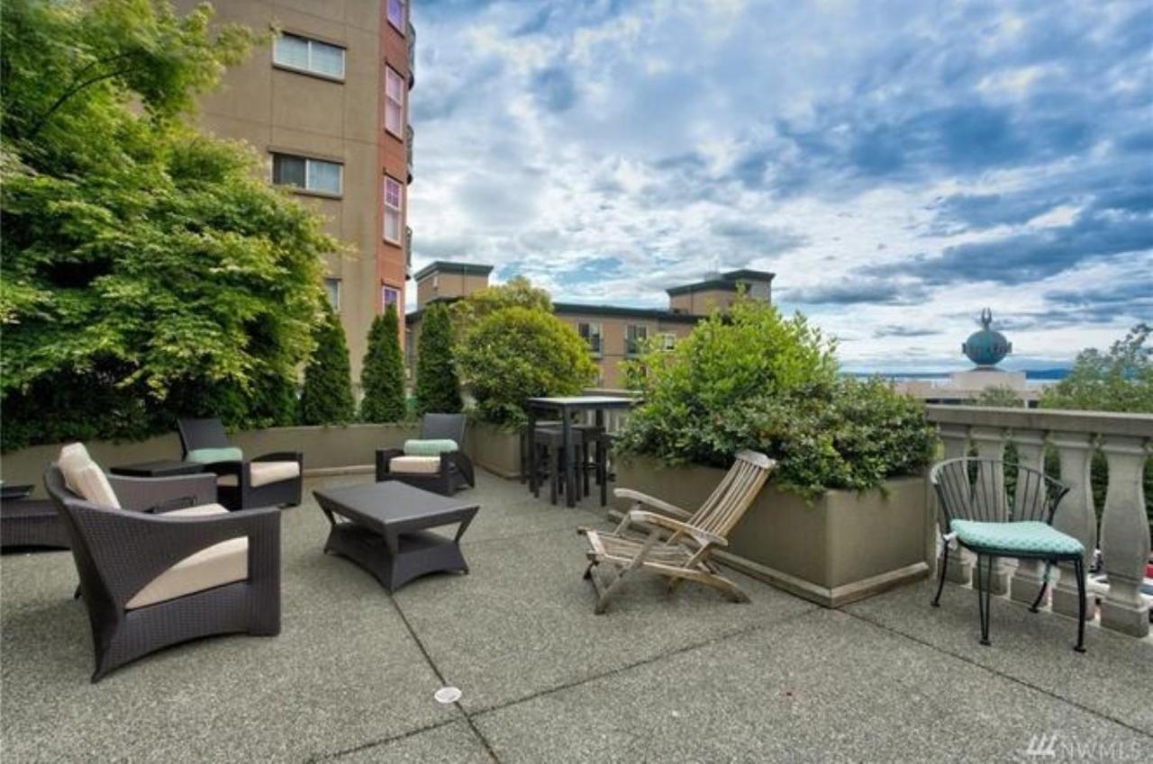 Top Floor Water View Oasis Near Space Needle & Cruise Seattle Eksteriør billede